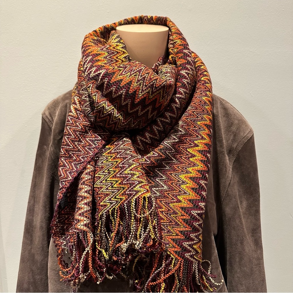 Missoni Zigzag Wool Blend Scarf in a multi color Brown orange and yellow pattern - Picture 1 of 6